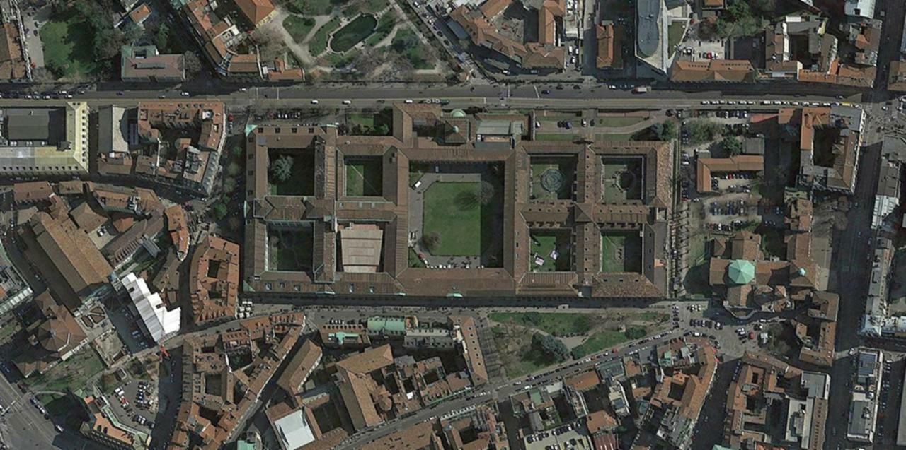 Cosy 2 Minutes From Duomo Apartment *
